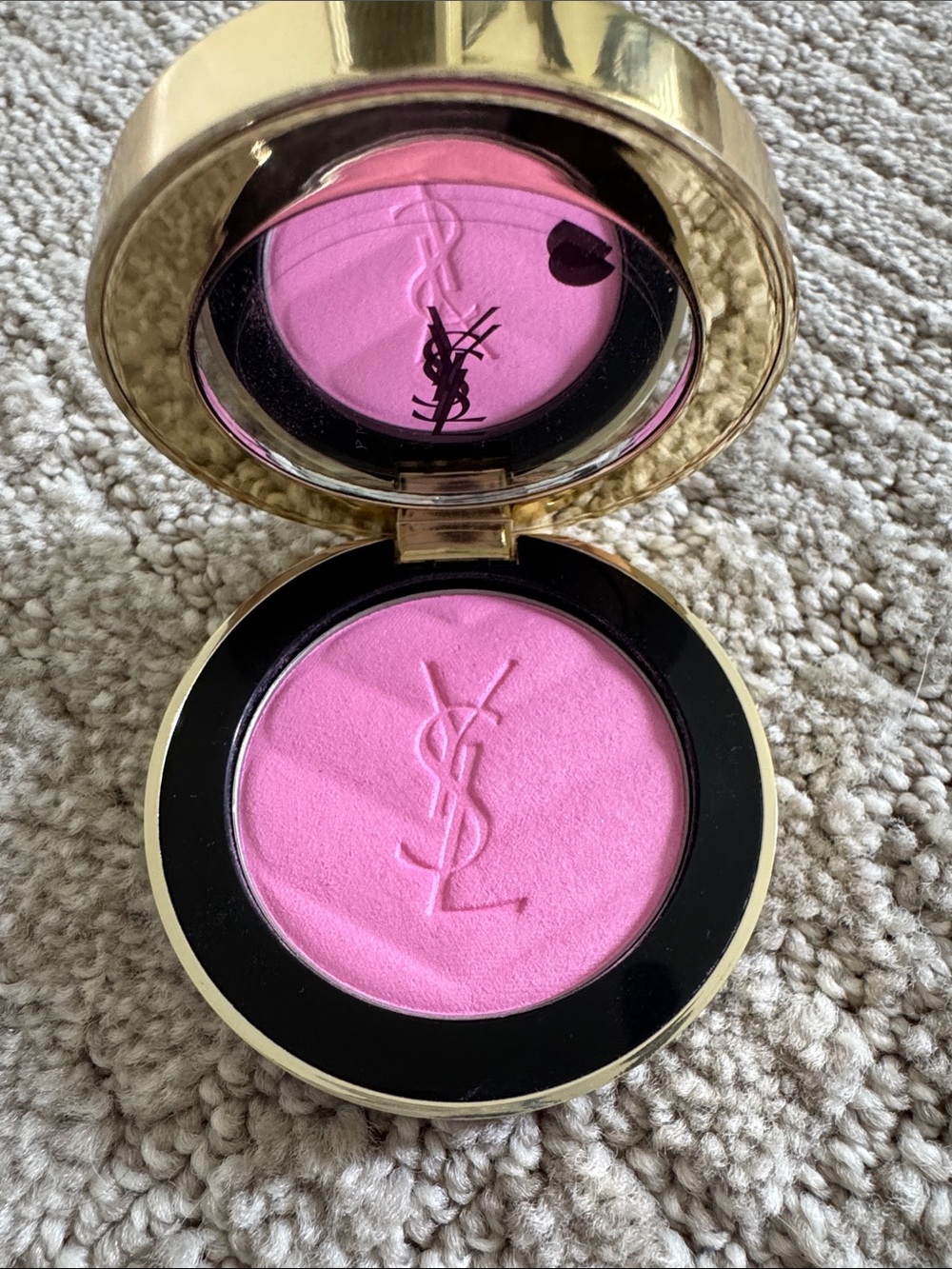 YSL Make Me Blush Powder Blush 42 Bright Pink Quilted Compact